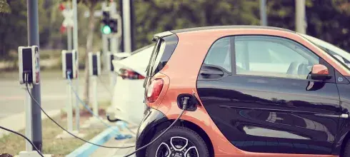 Shipping EVs & Hybrids: Unique Concerns and Tips