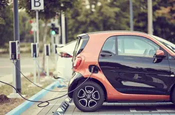 Shipping EVs & Hybrids: Unique Concerns and Tips